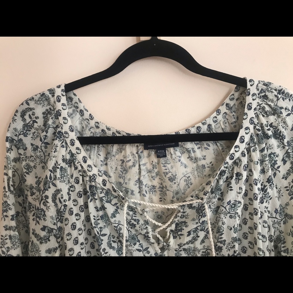 Blouse - Picture 2 of 5